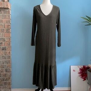 NEW Anthropologie Grey Ribbed Knit Taylor Flounced Maxi Dress US S